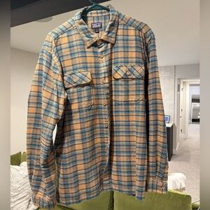 Patagonia Blue and Tan Checkered Shirt